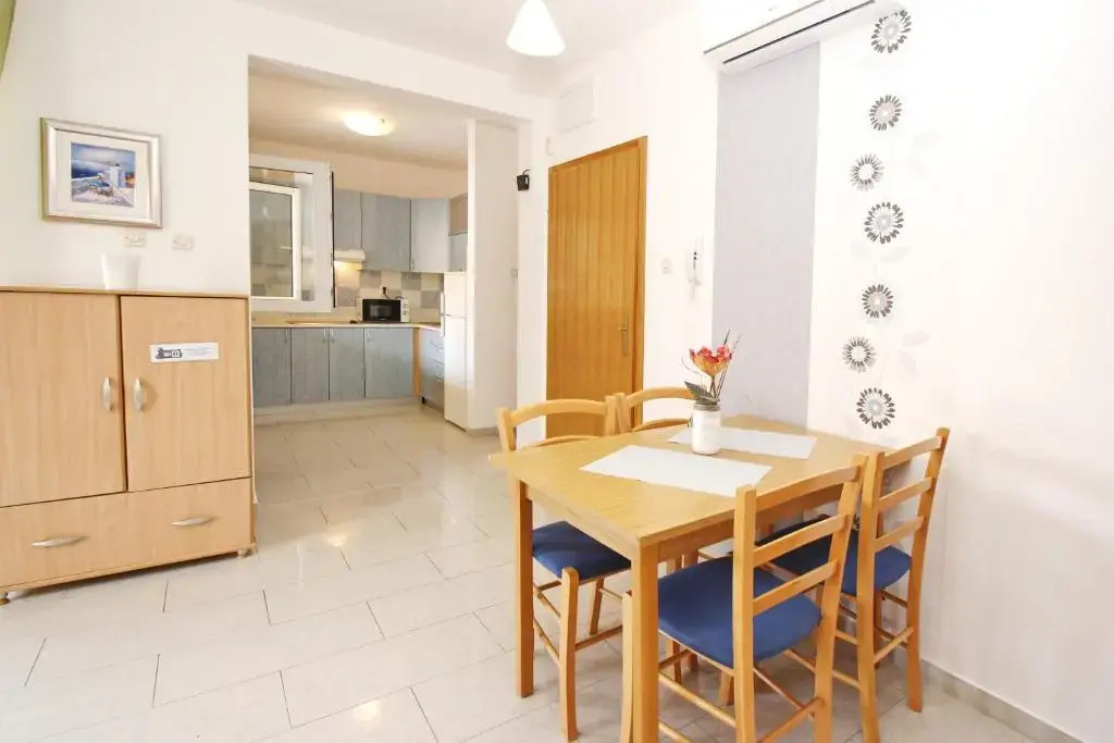 Apartments Limun Zarok