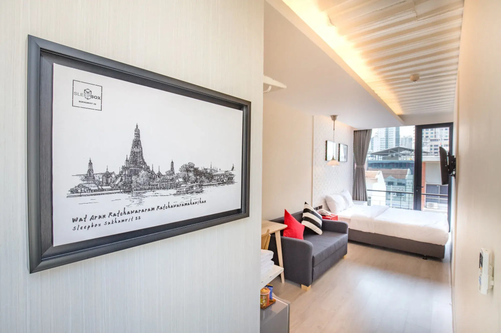 Sleep Box Hotel Sukhumvit 22
