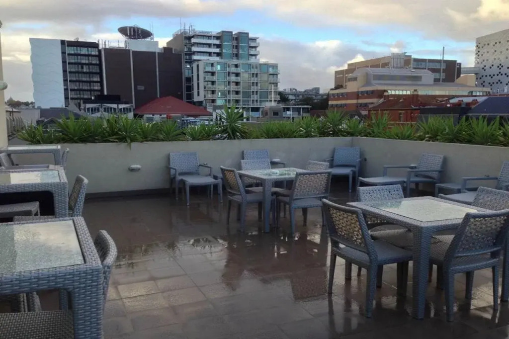 MainStay Suites Hawthorn
