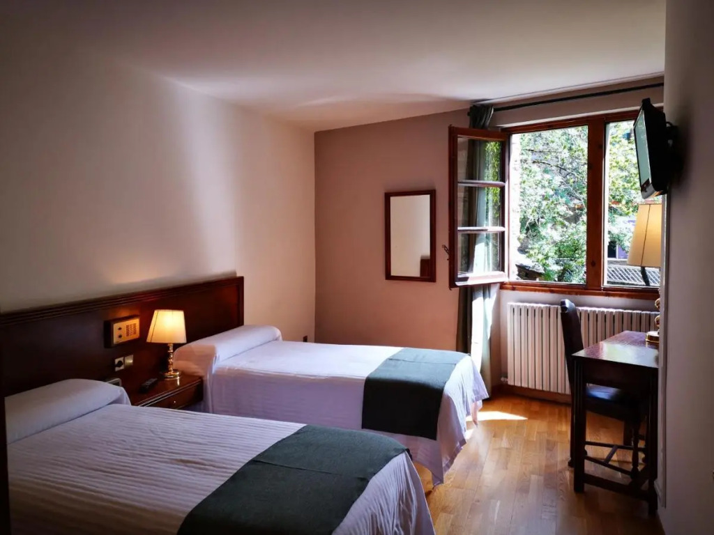 Hotel Santa Bàrbara De La Vall Dordino