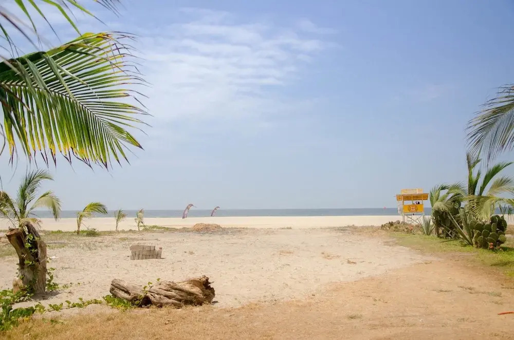 Alebrijes Surf House - Adults Only