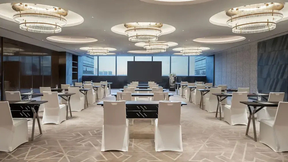 InterContinental Hotels Zhengzhou Zhengdong by IHG