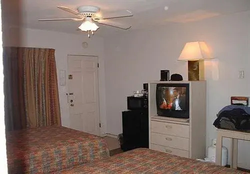 Colt Motel