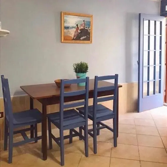 Alice's Apartment