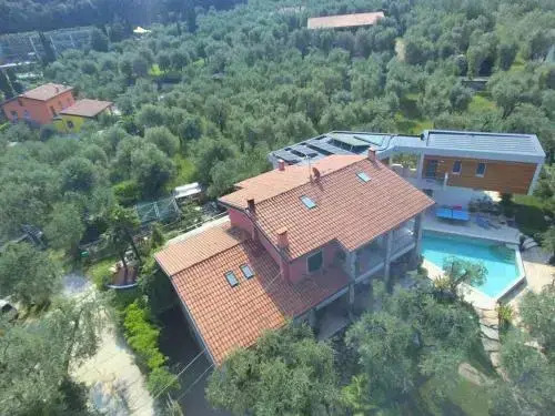"CASABANA" - relax tutto lanno - giardino - piscina Top