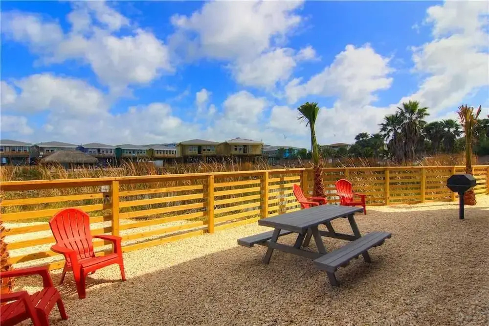 2727 S 11th Street #12 4 Bedrooms 3 Bathrooms Home