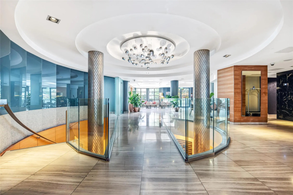 Doubletree By Hilton London Kensington