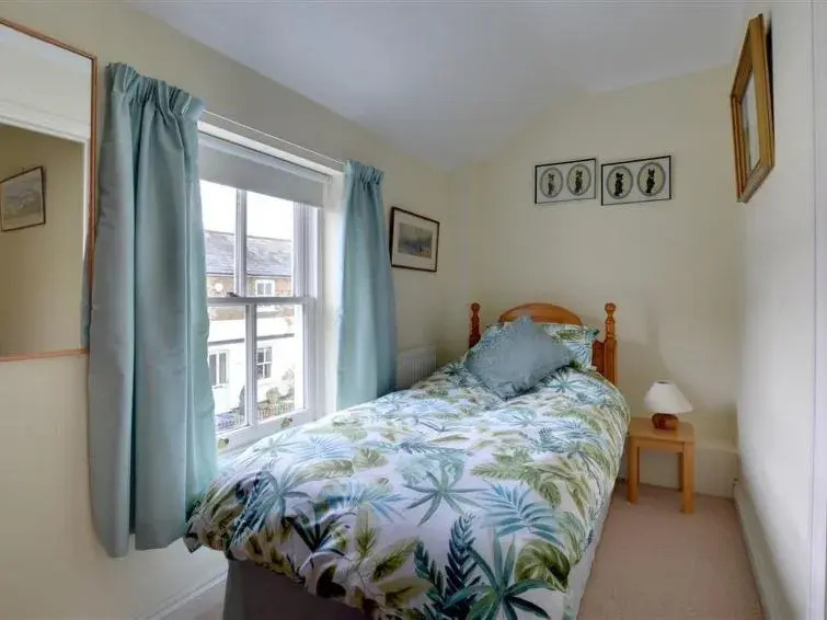 Holiday Home Cam Court