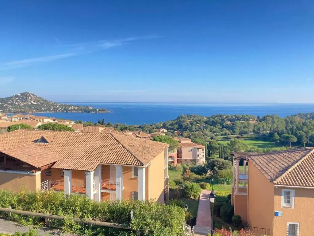 Appartement Saint-Raphaël, 3 pièces, 4 personnes - FR-1-504-591