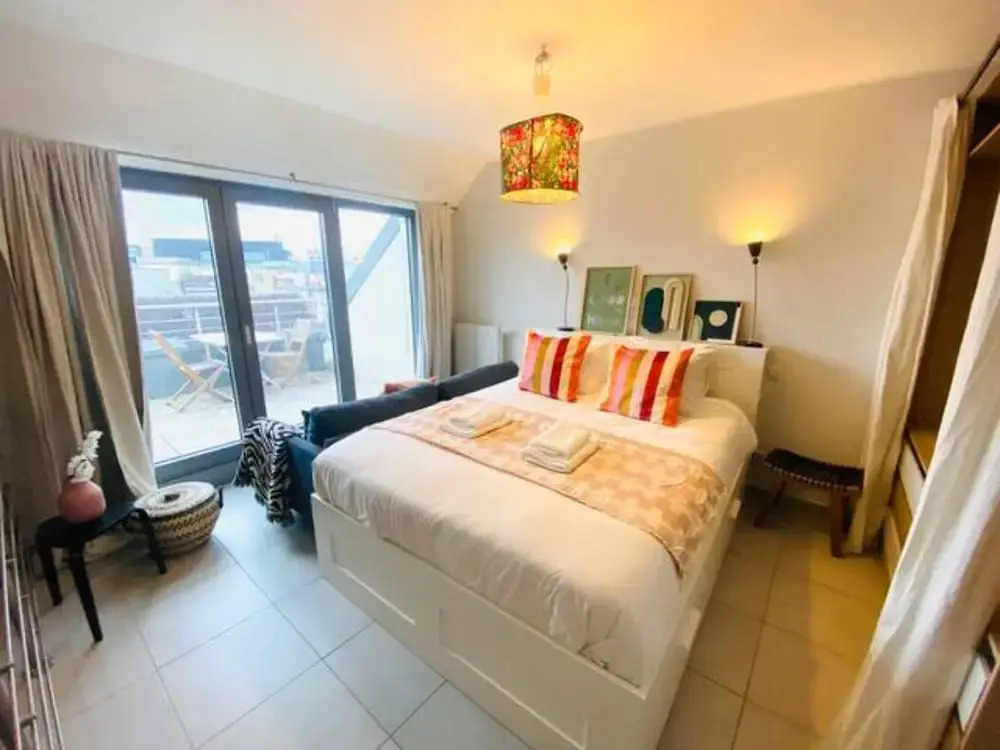 Charming Duplex in Center w. 2 Terraces