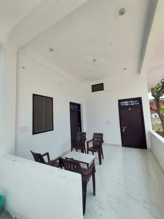 Vinayak Guest House