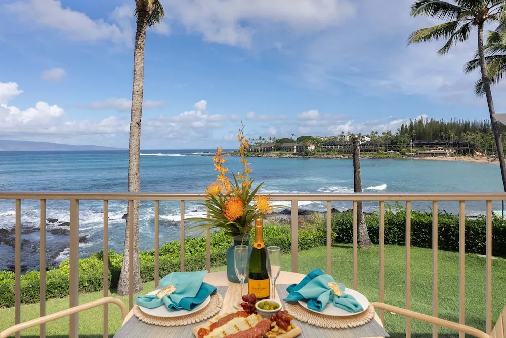 Napili Shores A202 Of Studio 1 Bedroom Condo by RedAwning