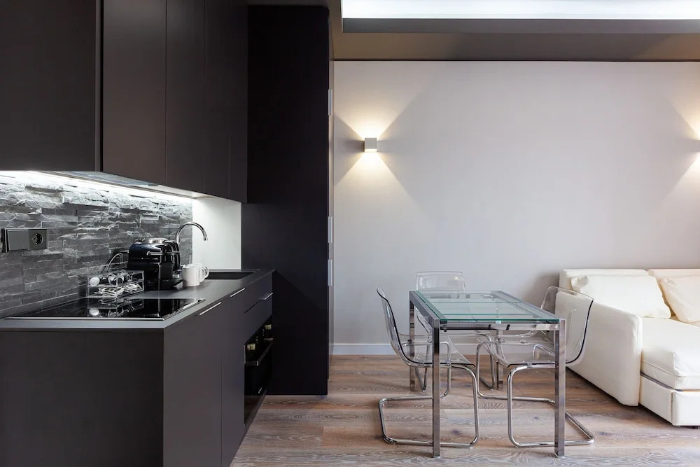 easyhomes-City Centre Suites