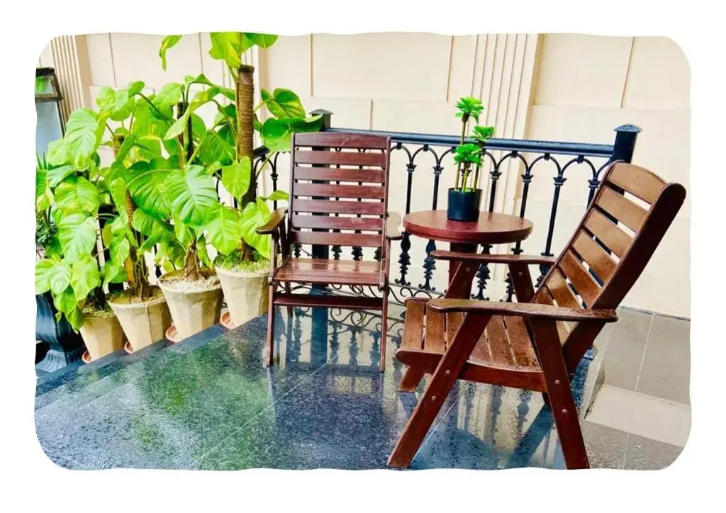 Saffron Dor Hotels