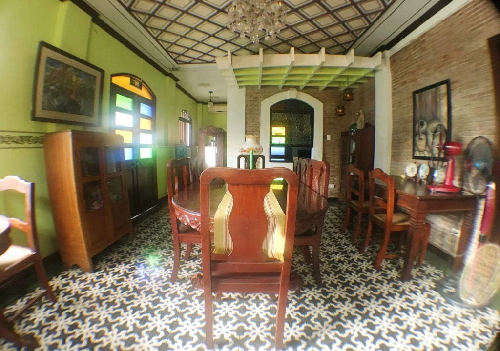 Casa Rica Hotel