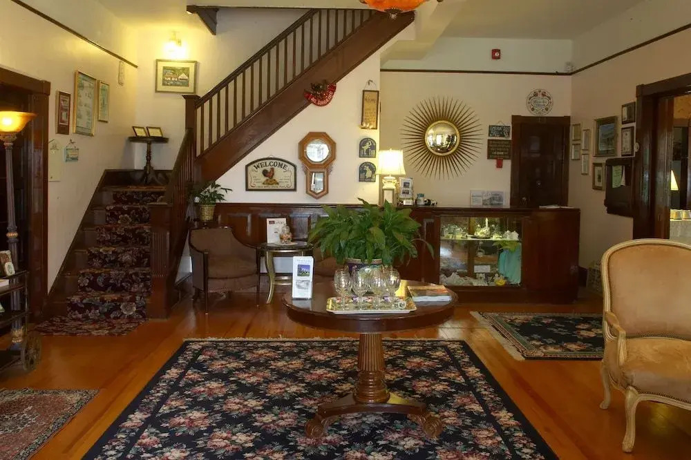 Spring Lake Inn