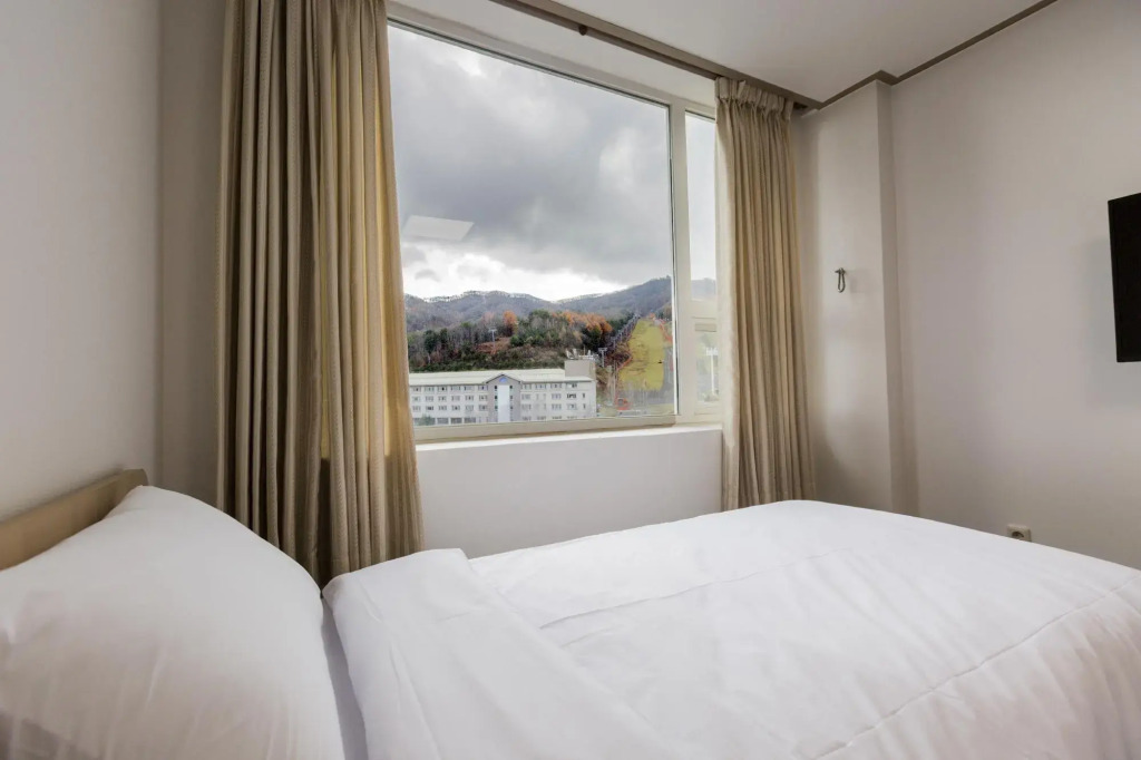 The White View Pension