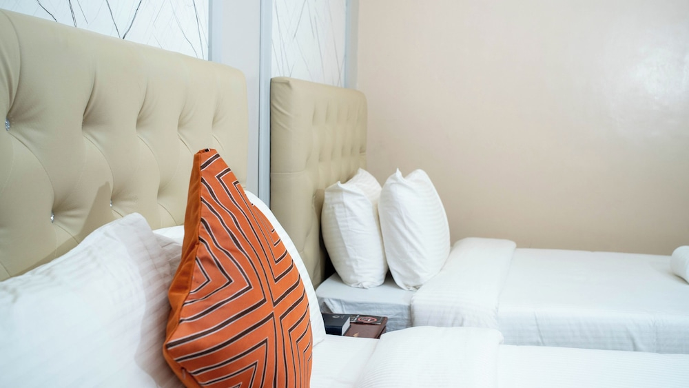Emmie Hotel