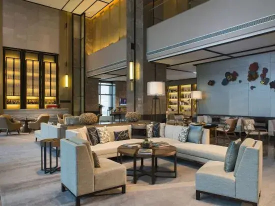 Qingshu Holiday Villa Hotel (Yangjiang Poly Yintan Store)