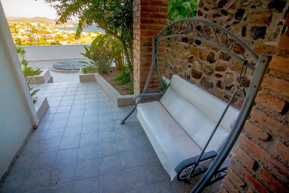 Caracol Peninsula 320 - 3 Br apts