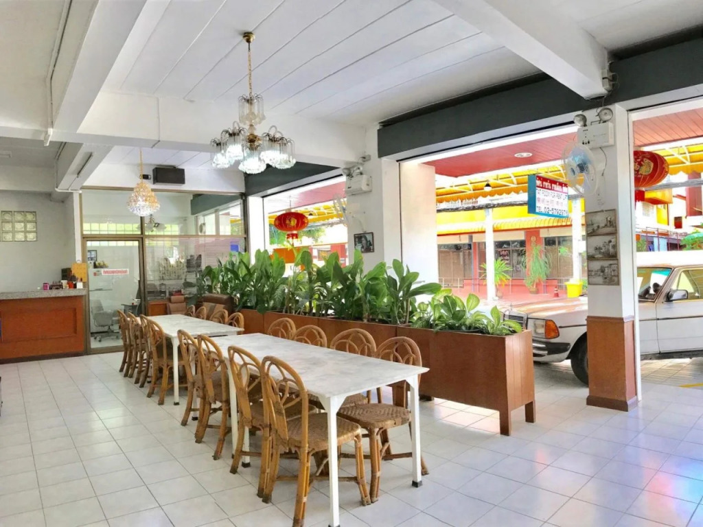 Tat Residence