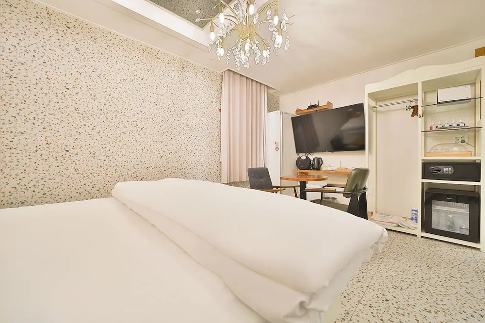 Daegu February Hotel DongdaeguStation