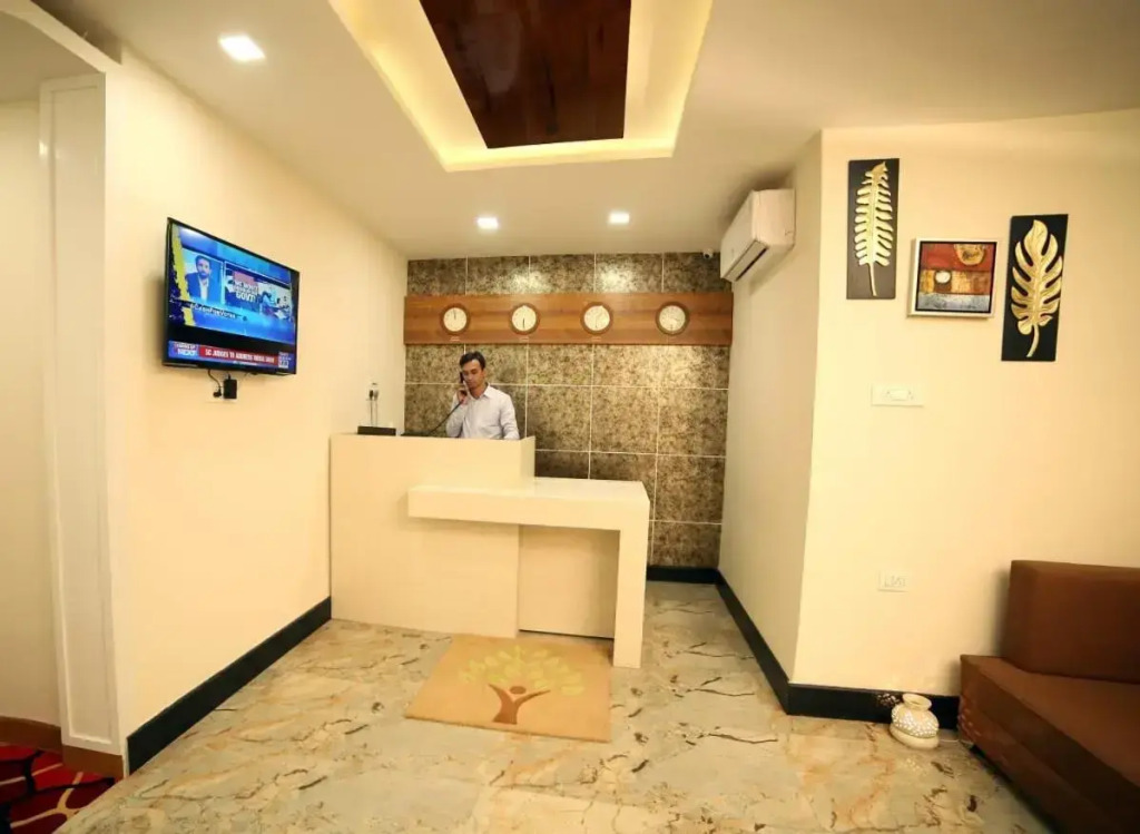 Banyan hotel&restro