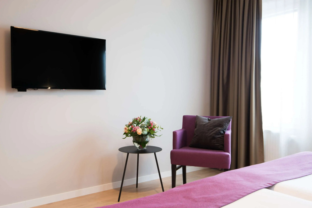 Best Western Plus Park Airport Hotel