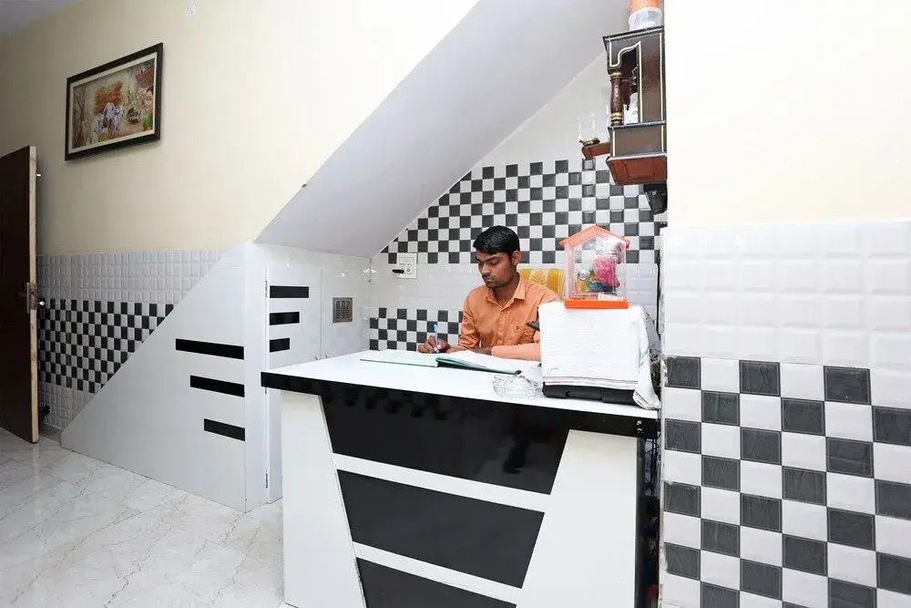 OYO 30451 Hotel Yaduvanshi