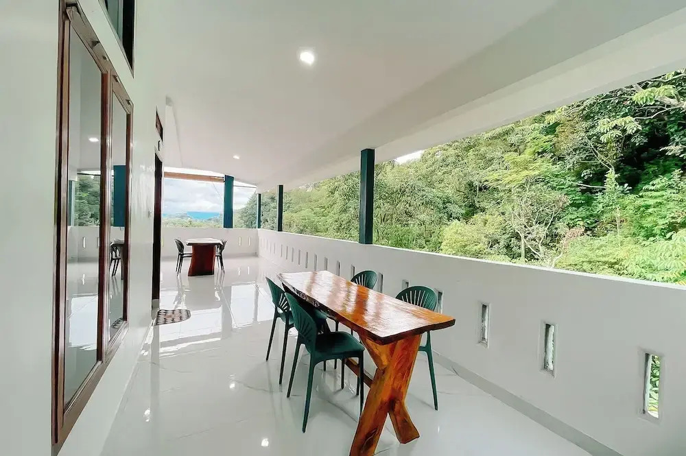 Simangande View & Resto by Staigo
