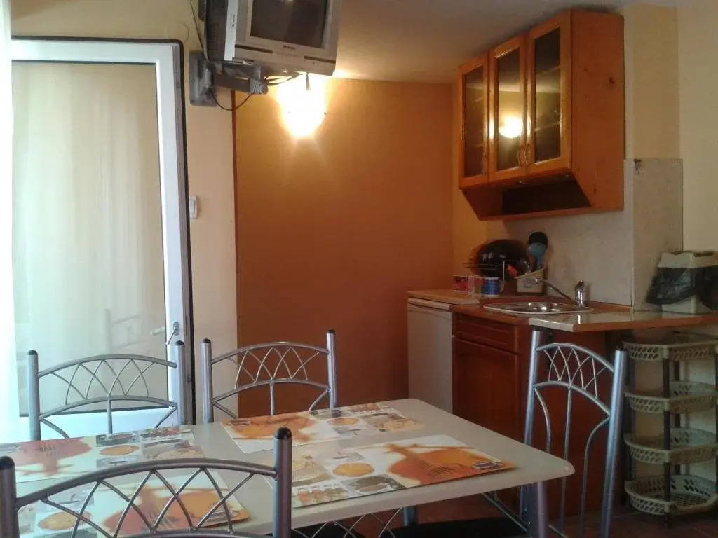Family Hotel Perla