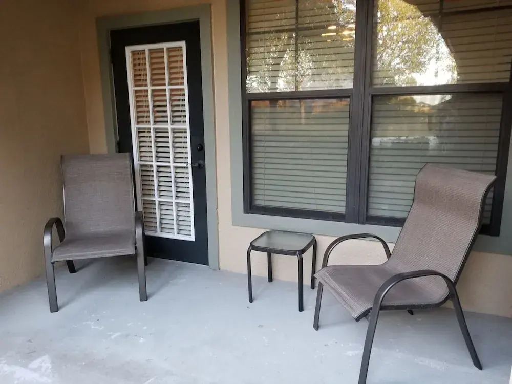 Beautiful Renovated 3 Bedroom 3 Bath Condo In Bella Piazza Resort