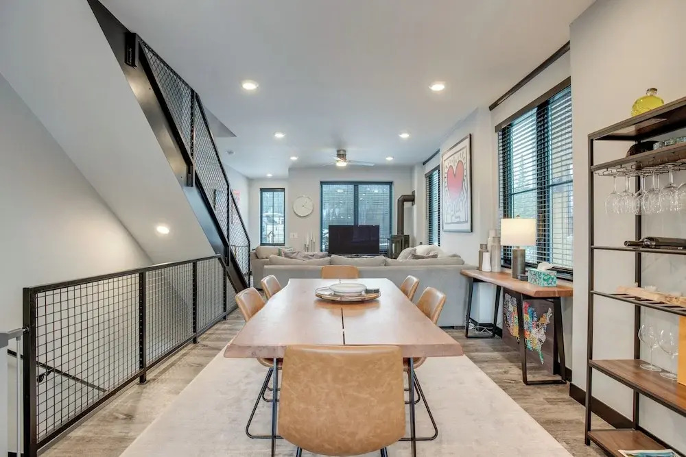 Rooftop Hot Tub + Views: Townhome in Winter Park