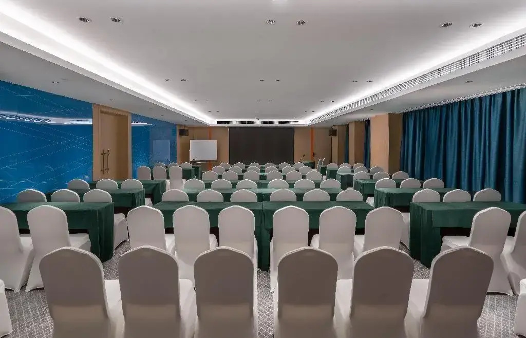 Holiday Inn Express Changsha South Railway Station by IHG