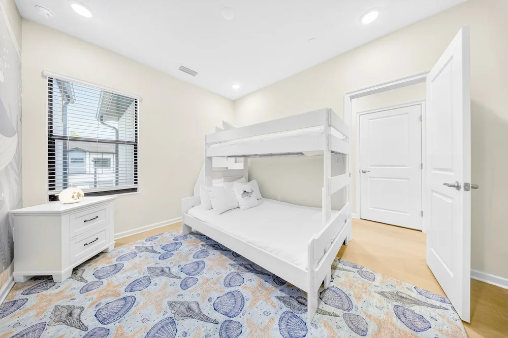 NEW 5bd/5ba Townhome Near Seaworld