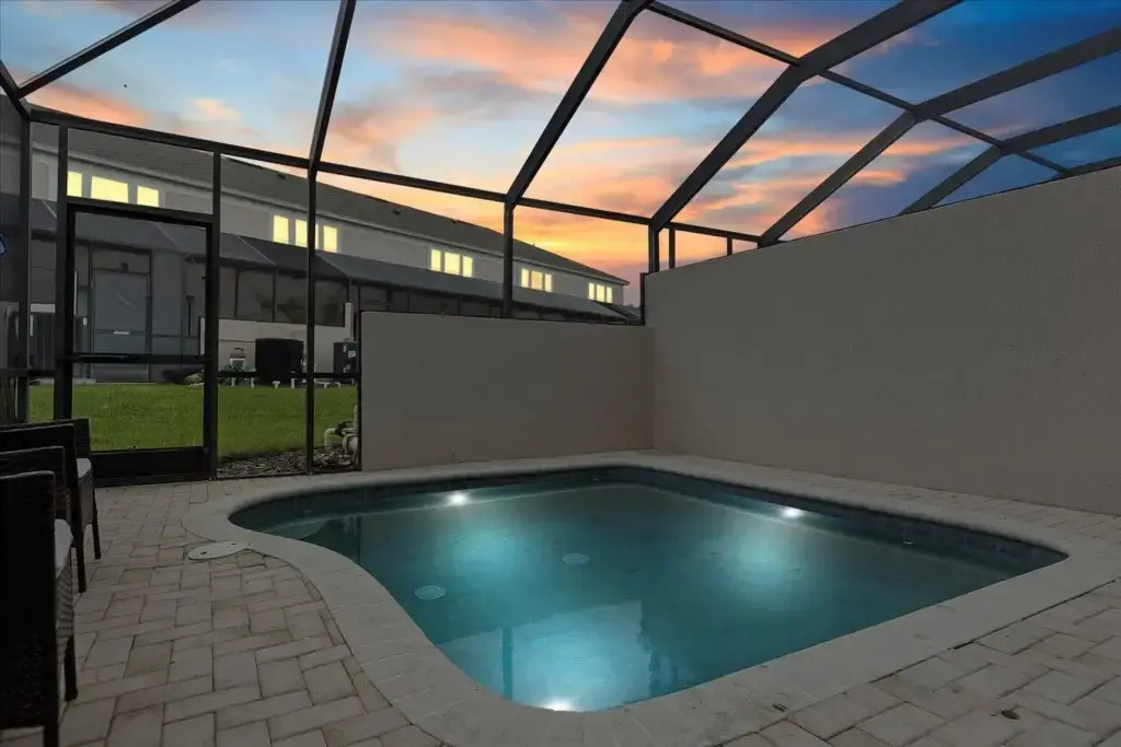 3 Bedrooms 3 Bathrooms Windsor Palms 2357 Sp
