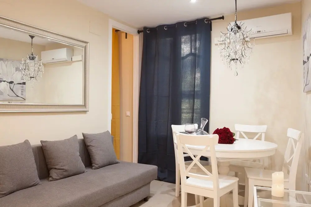 Comfy Corner E2