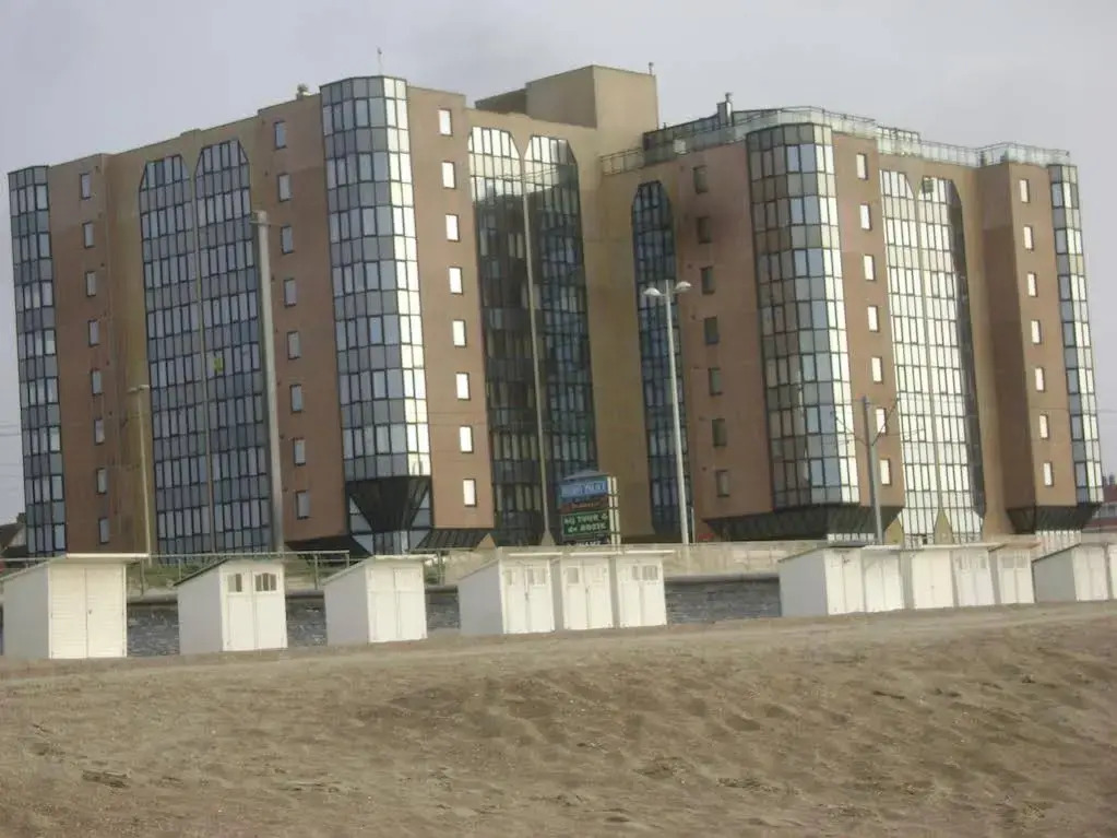 Hydro Palace Apartment