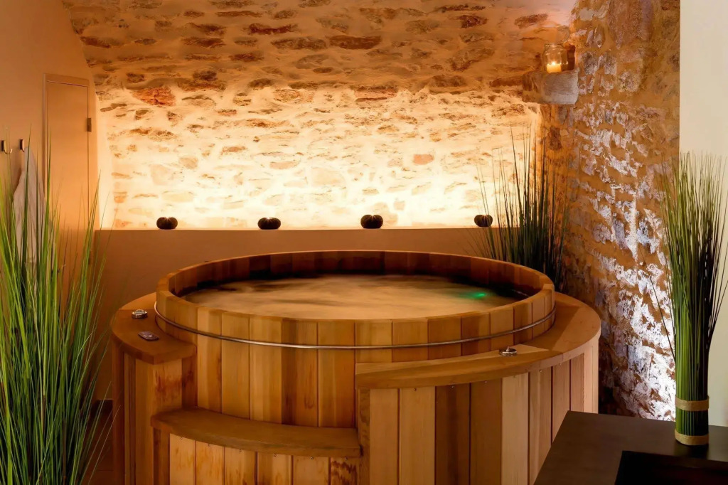 Contact Hôtels Le Savigny & Spa