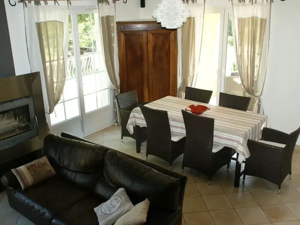 Villa in Reillanne with Private Pool