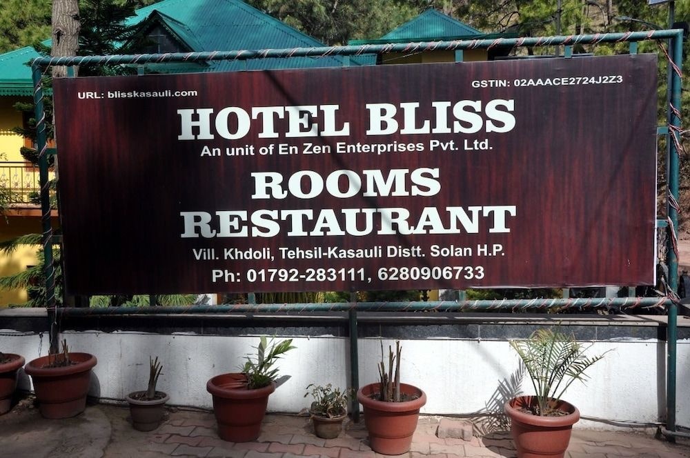 Hotel Bliss