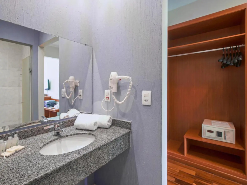 Vinhedo Plaza Hotel