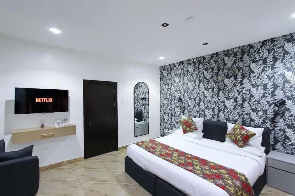 Venus Hotel