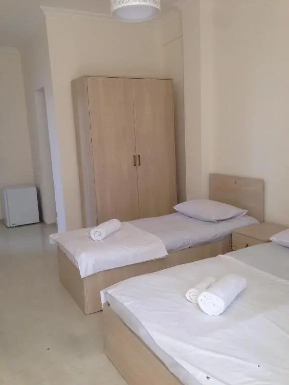 Hostel 424