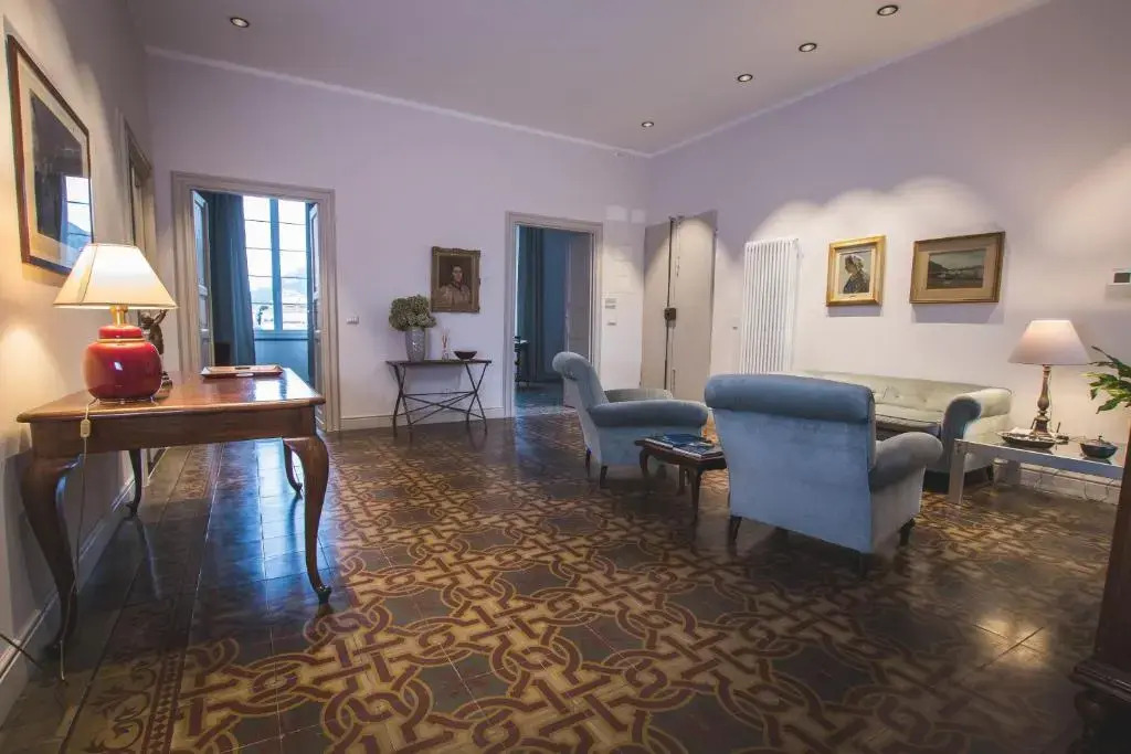 3 Rooms Guest House