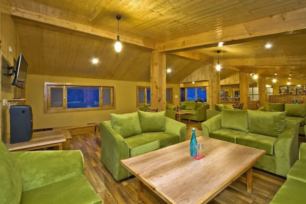 Vyas Vatika a wooden exotic Resort Near Old Manali
