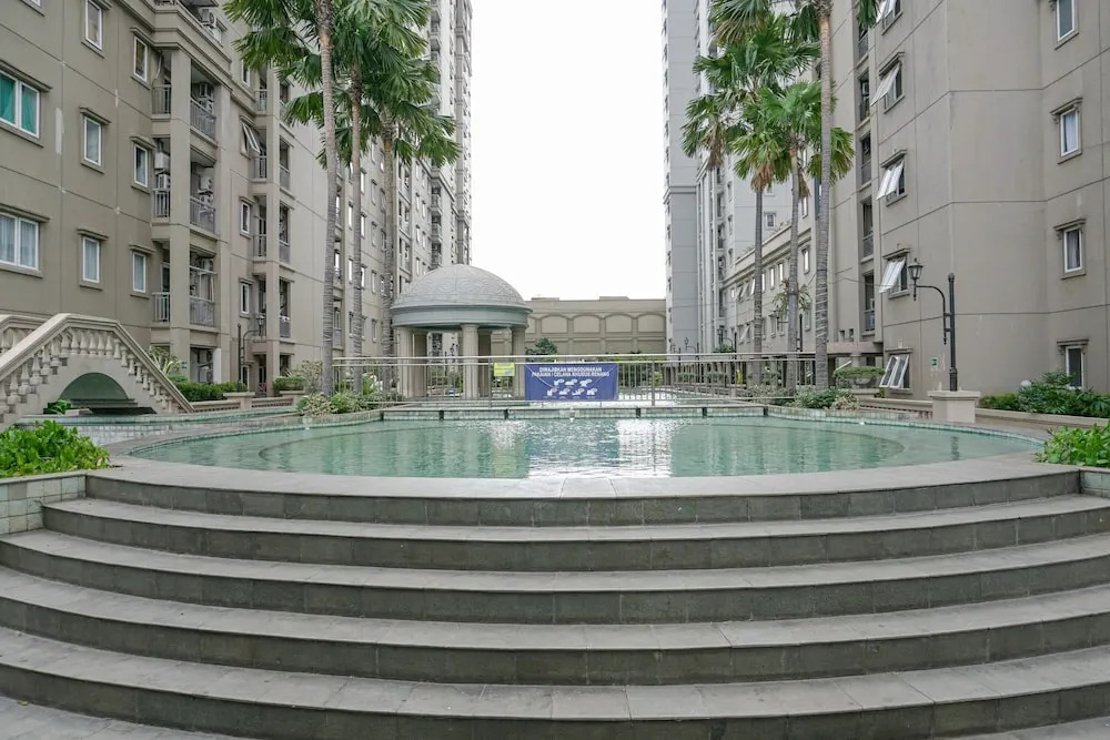Brand New and Modern 3BR Grand Palace Kemayoran Apartment