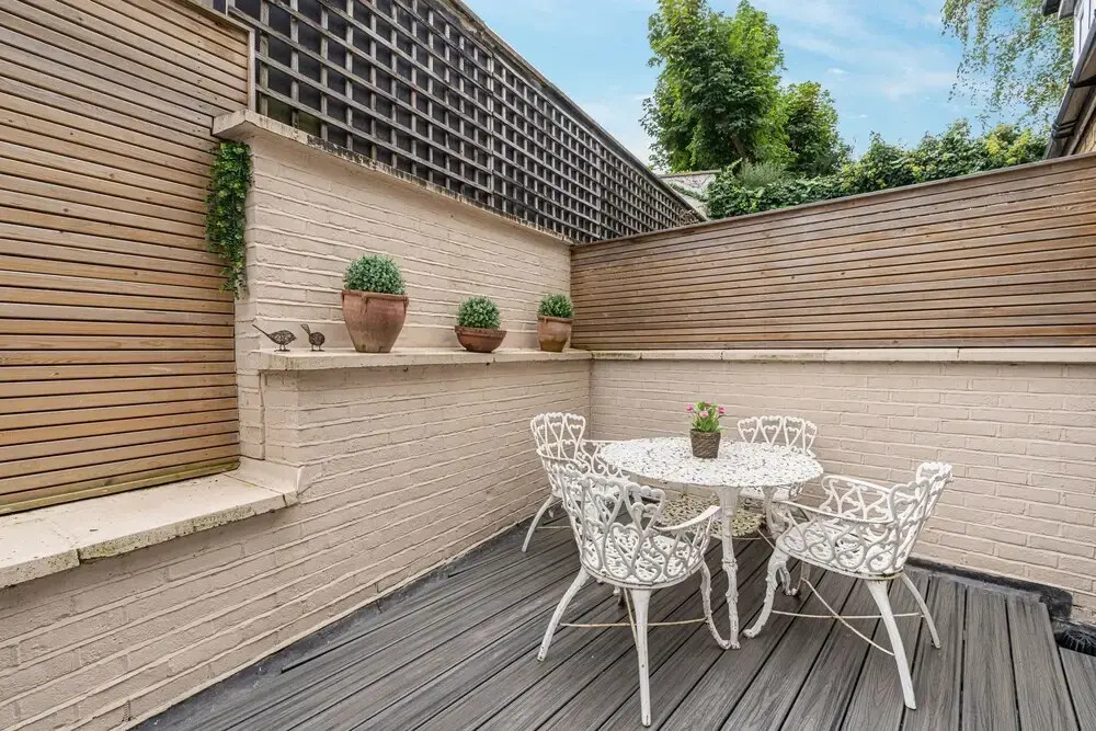 JOIVY Lovely 2bed House in Wandsworth w/ Backyard Patio