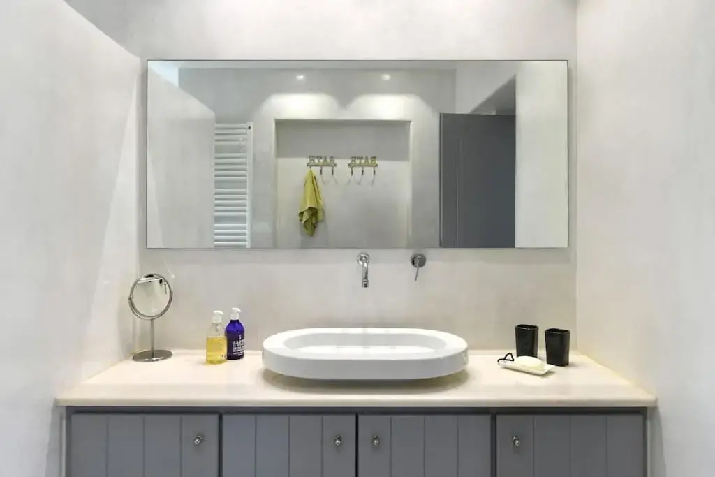 Sunray Pounta Paros Beachfront Villa near Kitesurf