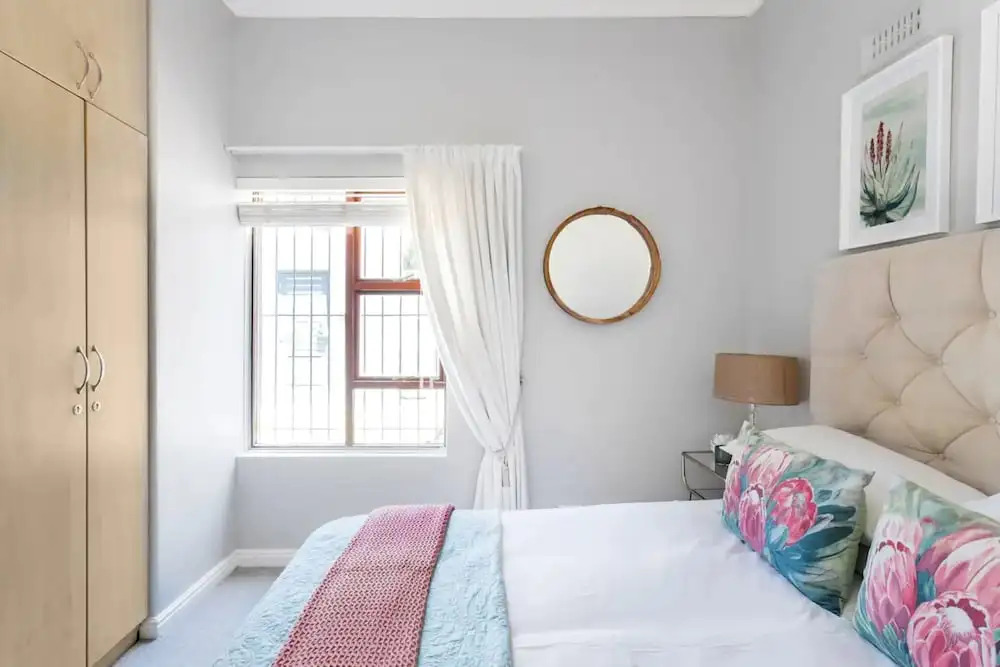 3 Bedroom Hilltop Home with Spectacular Views